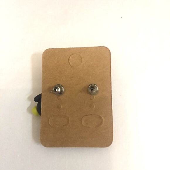 Handmade NWT 3D Polymer Clay Penguin Earrings - Picture 4 of 8